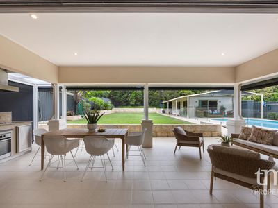 16 Baird Avenue, Nedlands