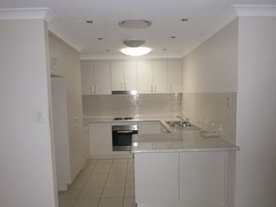 4 / 5 John Brass Place, Dubbo