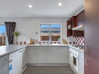 13 Pohutukawa Grove, Titahi Bay