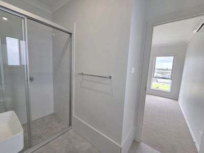 2/18 Crossing Street, Bellbird