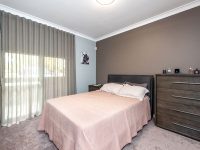 8/2 Dynevor Rise, Floreat