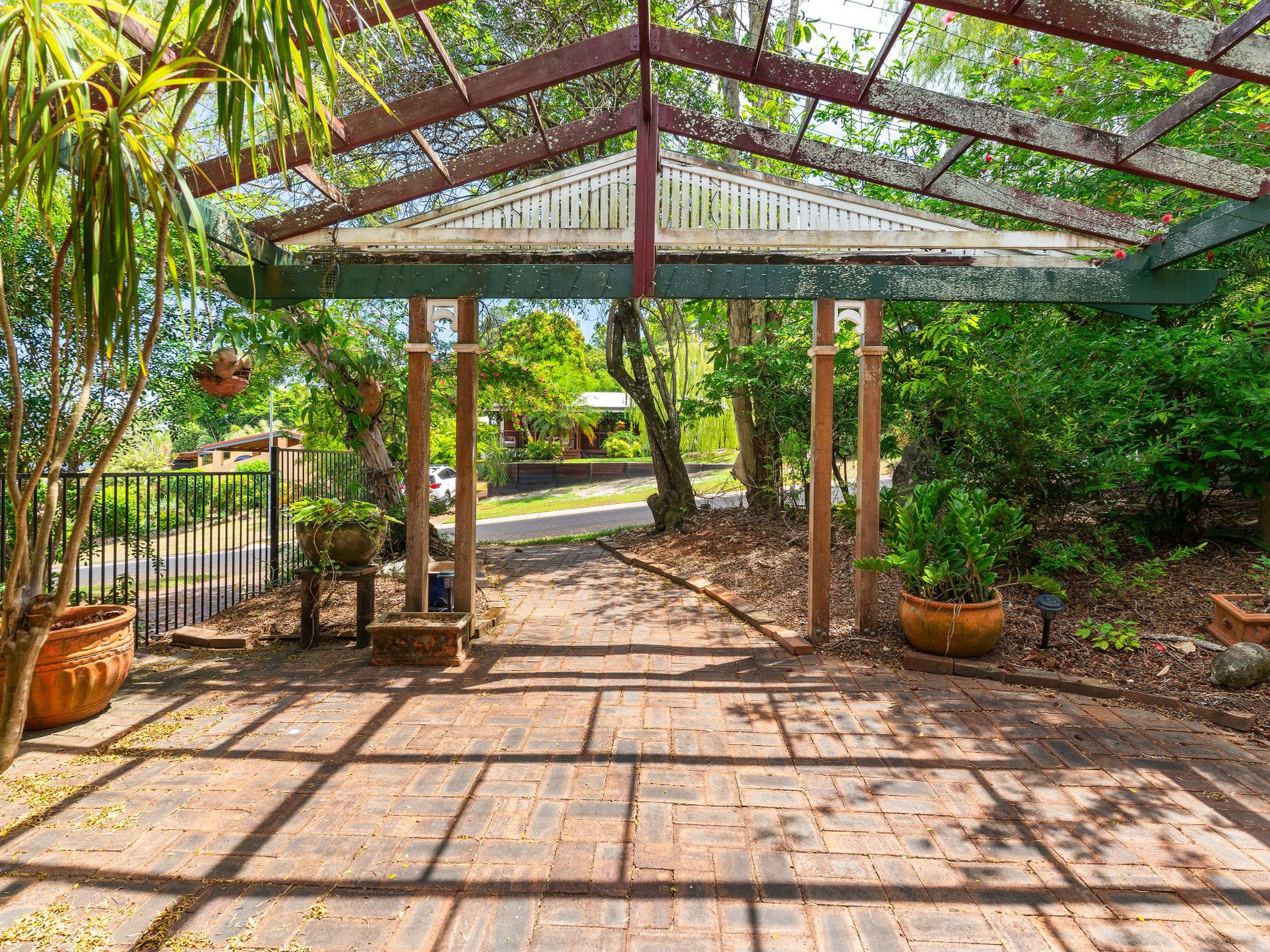 85 Cassowary Street, Freshwater