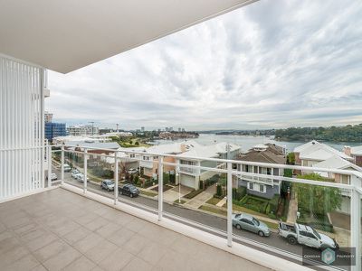 408 / 38 Peninsula Drive, Breakfast Point