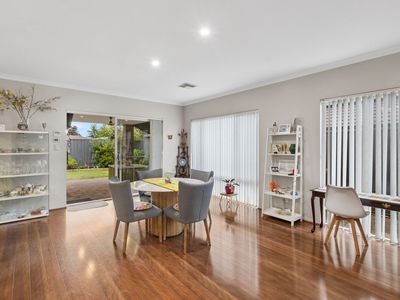 4B Freeland Way, Eden Hill