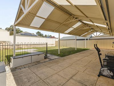 8 Kandalee Gate, Banksia Grove