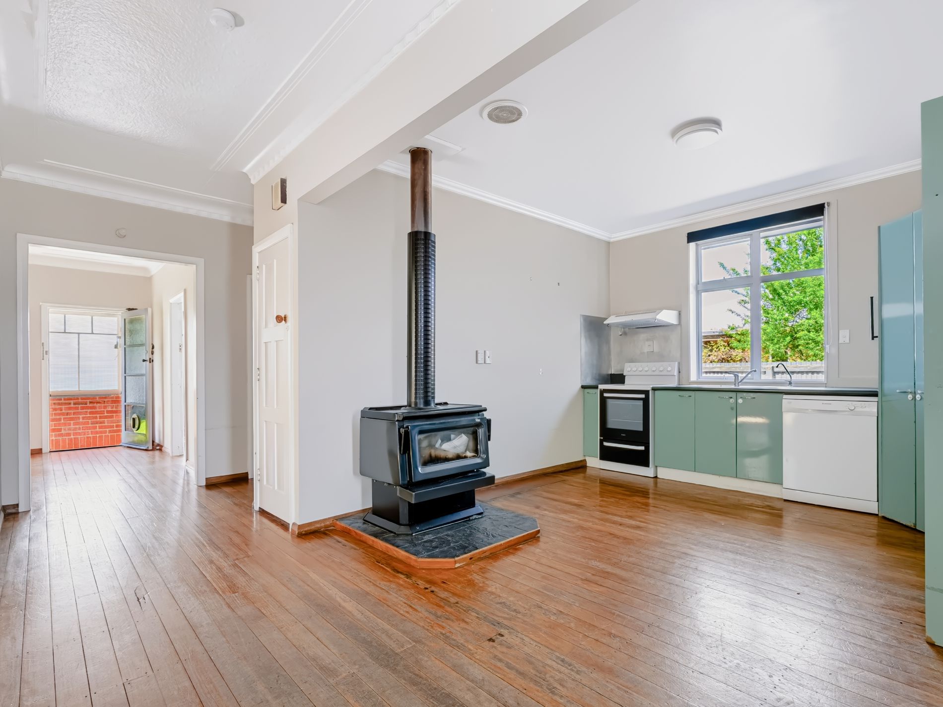 56 Centennial Avenue, Milton