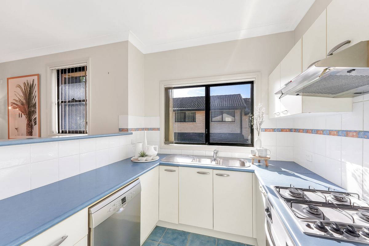 9 / 76 Wells Street, East Gosford