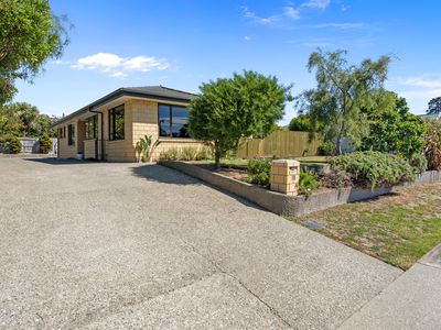 15 Kingsford Drive, Stoke