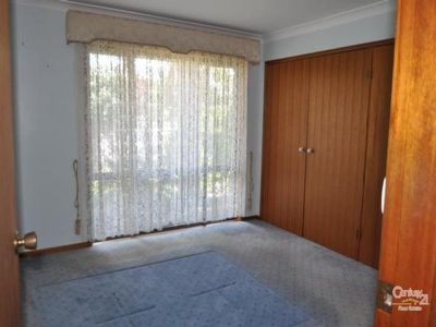 33 Chifley Drive, Dubbo