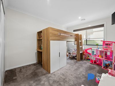2 Longmore Street, Kangaroo Flat