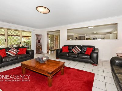 290 Forestdale Drive, Forestdale