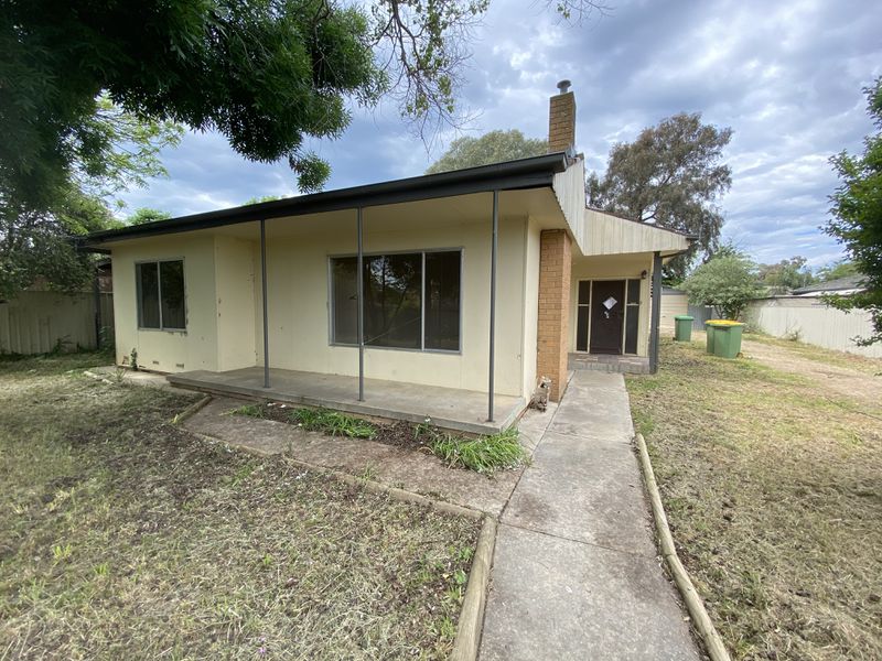 392 Parnall Street, Lavington