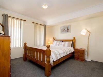 33 FERNDALE AVENUE, Dalyellup