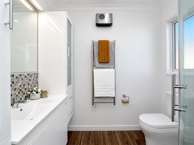 4 Saint Annes Square, Tawa