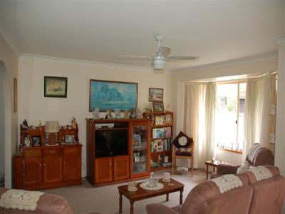 19 Narooma Drive, Ocean Shores