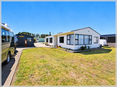 35 Edinburgh Terrace, Foxton Beach