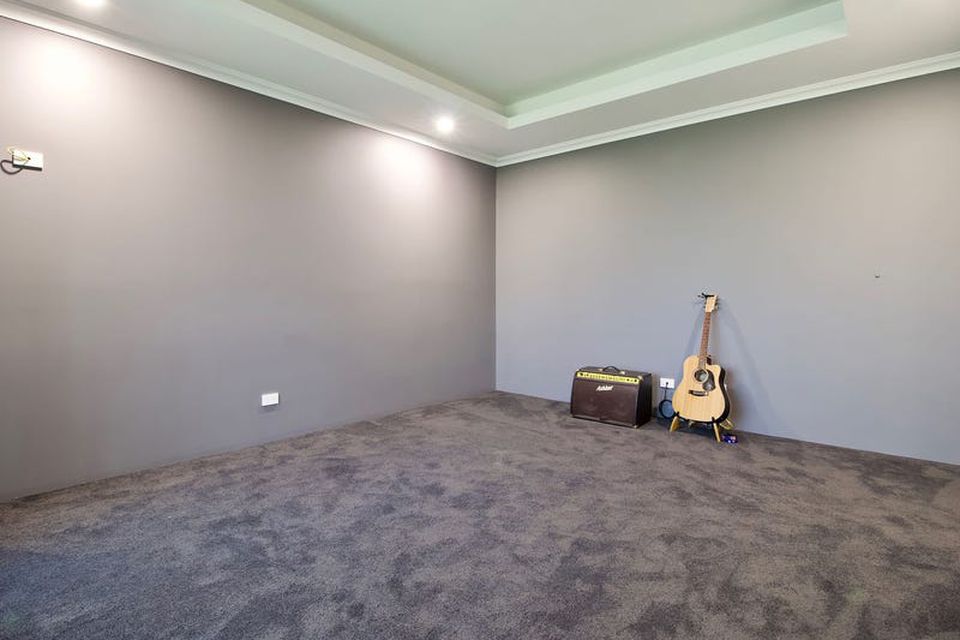 2 Whinhill Loop , Baldivis