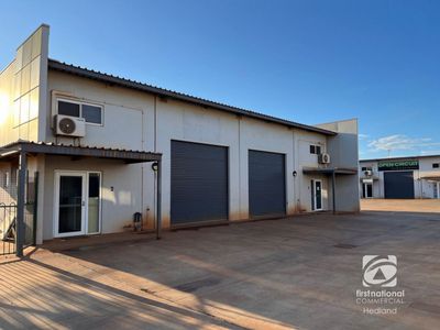 2 / 37 Steel Loop, Wedgefield