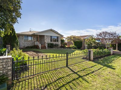 15 Degan Court, Middle Ridge