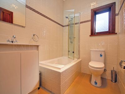 6 Warren Parade, Punchbowl