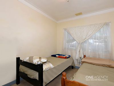 15 Parakeet St, Inala