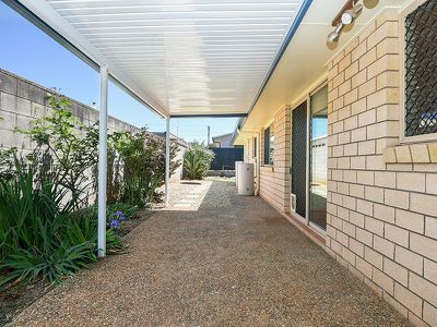 2 / 82 Weetwood, Newtown