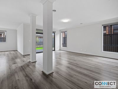 33 Burford Way, Cranbourne North
