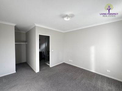 24 Tundra Esplanade, Werribee