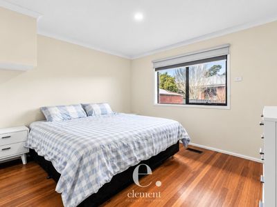 2 Sheeran Crescent, Lara