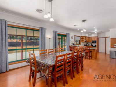 112 James White Drive, Fosters Valley