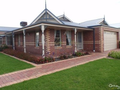 12 Mallet Grove, Lyndhurst