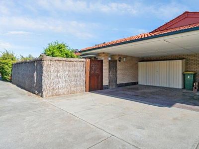 2 / 26 Strickland Street, South Perth