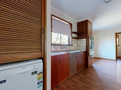 18 Desmond Street, Strathdale