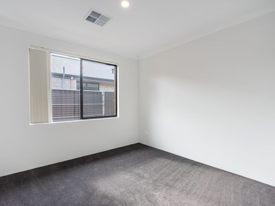 16 Tablelands Dr, Baldivis