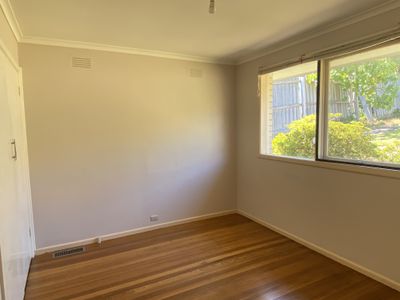 33 Scarlet Ash Drive, Templestowe Lower