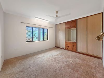 12 Mazlin Street, Atherton