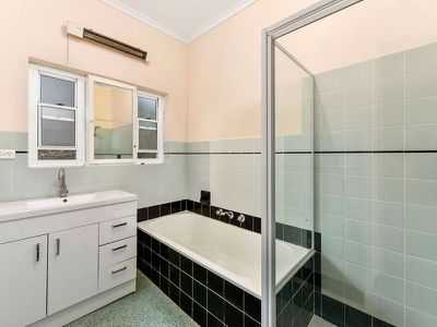 8 Main Street, Millicent