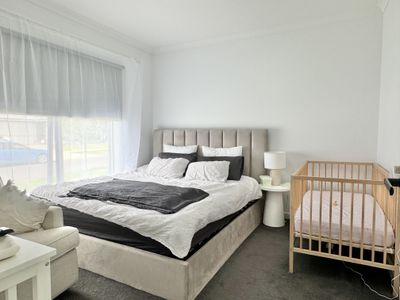 4 Yard Street, Mambourin
