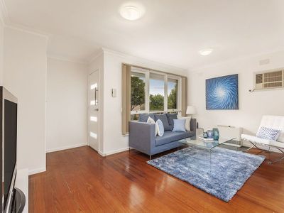 1 / 15 Kauri Court, Mitcham