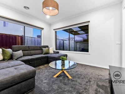 34 Bales Road, Cranbourne East