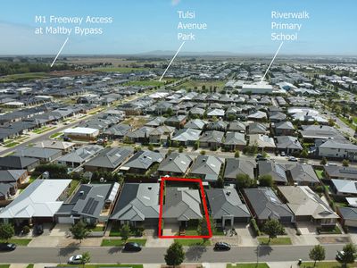 46 District Avenue, Werribee