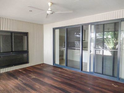 9 Bloodwood Crescent, Derby