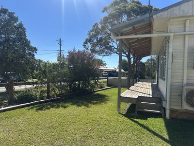 6 Lyons Road, Sussex Inlet