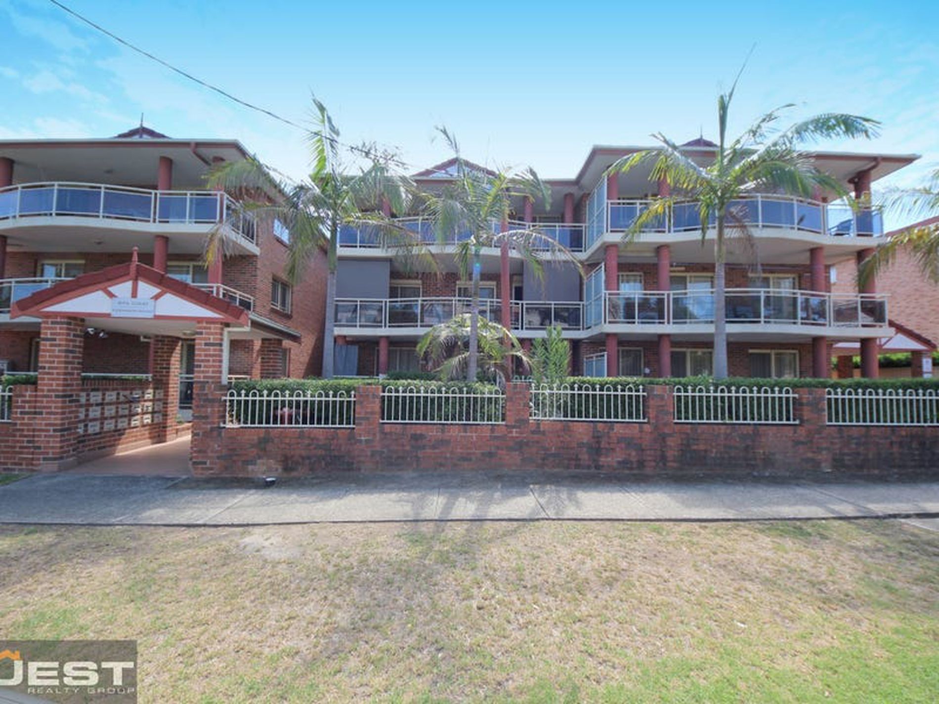 8 / 8-12 Bungalow Avenue, Bankstown