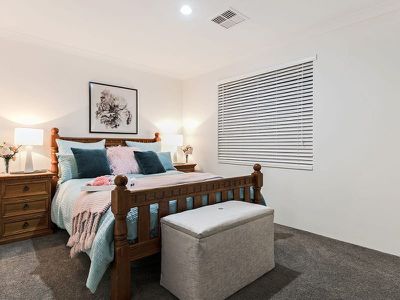 19 Icelandic Meander , Baldivis
