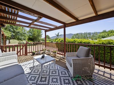 6 Lambert Street, Tawonga