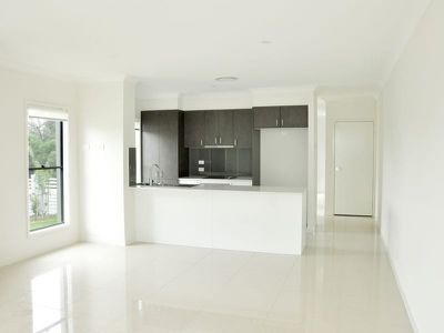 110 McDermott Parade, Rochedale