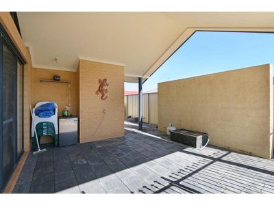 34 Barfield Road, Hammond Park