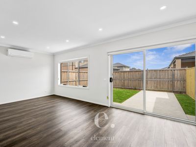 27 Tranquility Crescent, Armstrong Creek