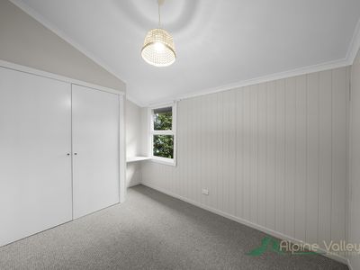 9 Freeburgh Avenue, Mount Beauty